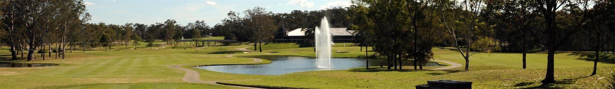 Riverside Oaks Golf Resort Cattai Buitenkant foto